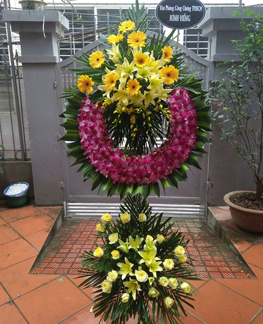 Hoa Tang Lễ- Phút Tiễn Biệt